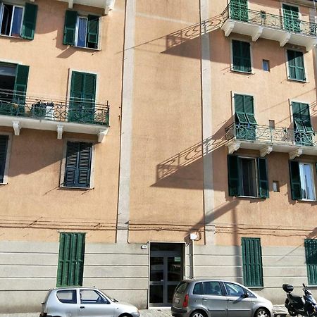 Il Filo Di Claudia Apartment Savona Exterior foto